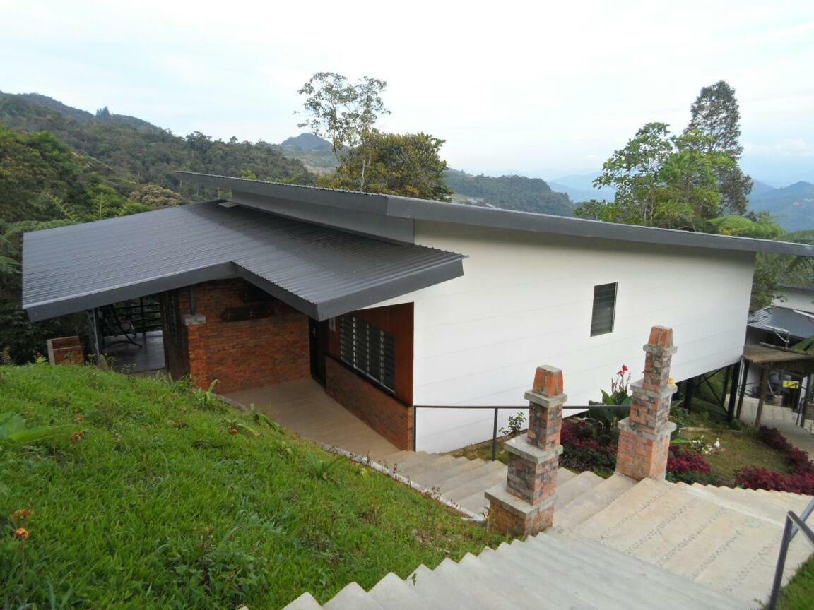 Ayana Holiday Resort Kampong Kundassan Eksteriør bilde